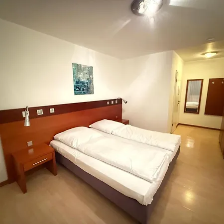 Koelner * Kolín nad Rýnem