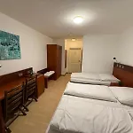 Отель Koelner Кёльн