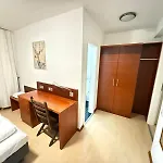 Отель Koelner *