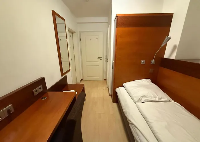 Hotel Koelner *