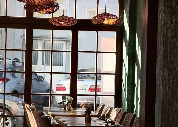 Koelner Hotel *