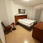 מלון Koelner