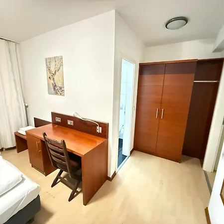 Hotel Koelner *